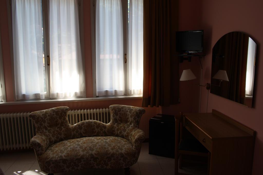 Hotel Vapore Torno Ngoại thất bức ảnh
