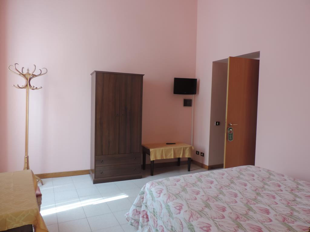 Hotel Vapore Torno Ngoại thất bức ảnh